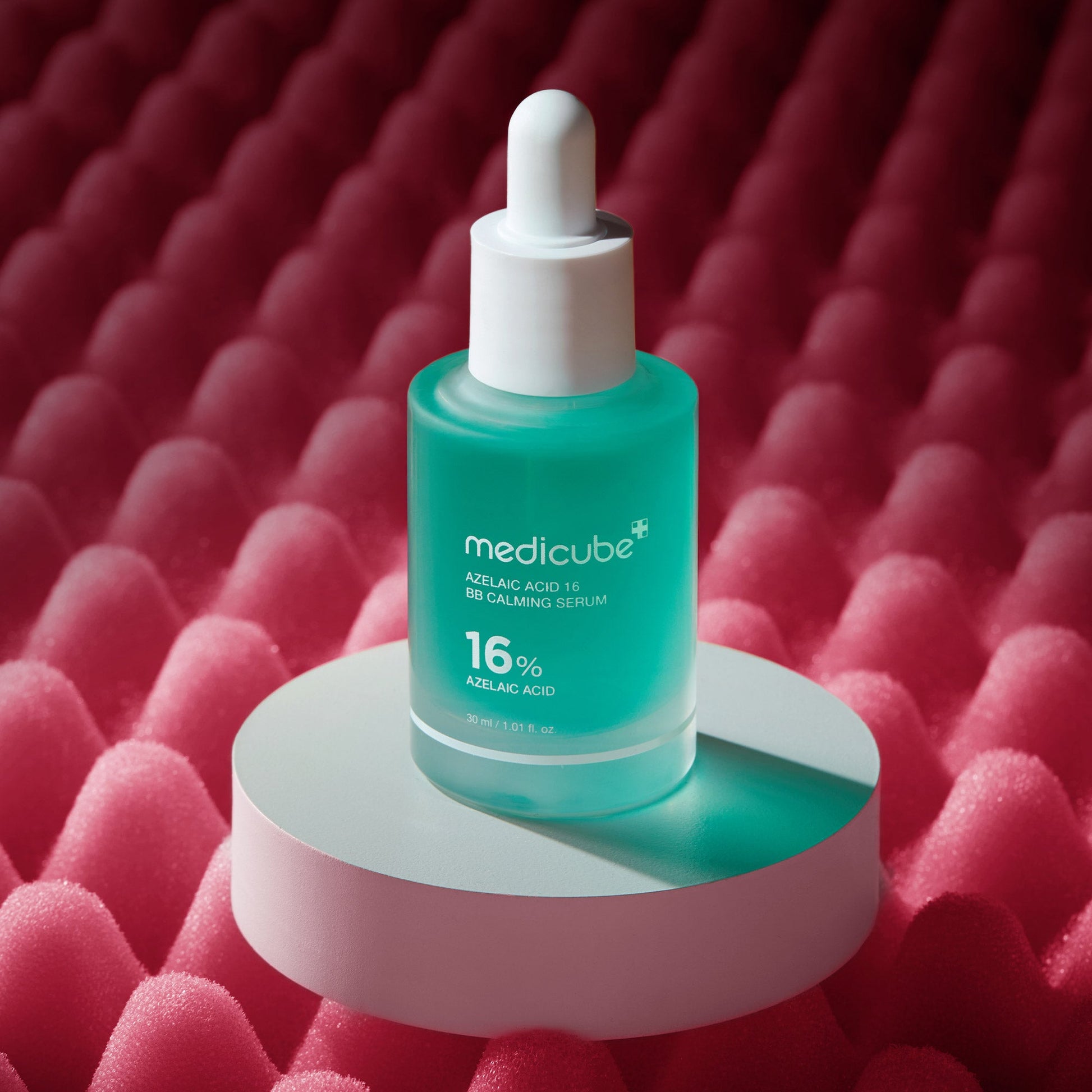 azelaic-acid-16-calming-serum-q7 02_808f3474-f3b9-4b8f-8eb4-90a2c30ddf5c.jpg