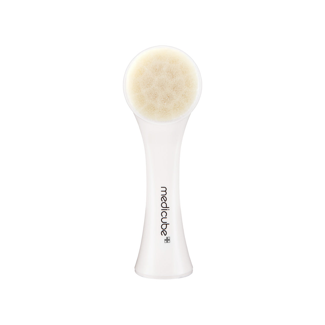 medicube-pore-brush-l1 MedicubePoreBrush.jpg